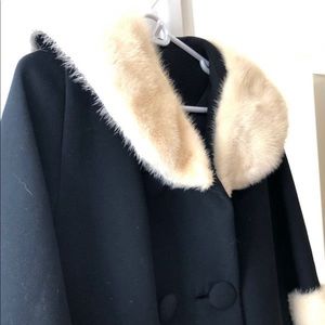 Rare Vintage Swing Coat with white fur collar